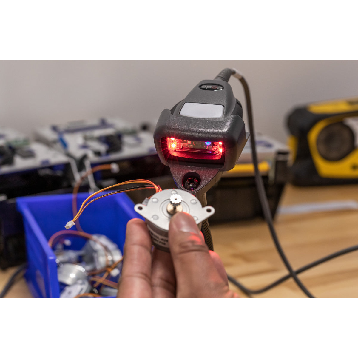 CR1100 Barcode Reader with Stand