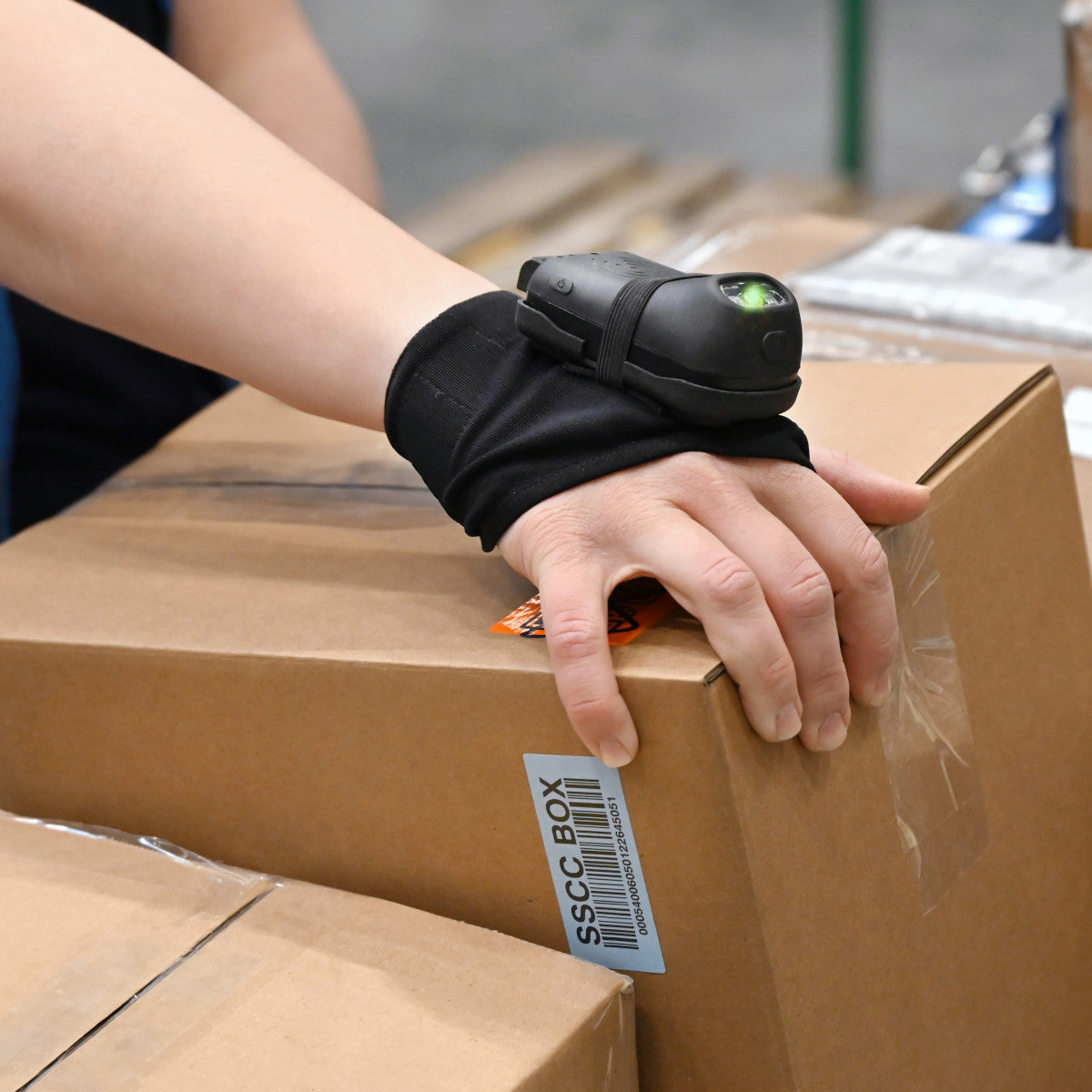 EXA31 Handschuh mit Auslösetaste, Grösse L