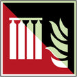 Fest eingebaute Feuerlöschmittel-Batterie – ISO 7010
