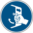 Öffnungen schließen und sichern beim Aussetzvorgang – ISO 7010