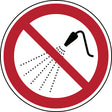 Mit Wasser spritzen verboten – ISO 7010
